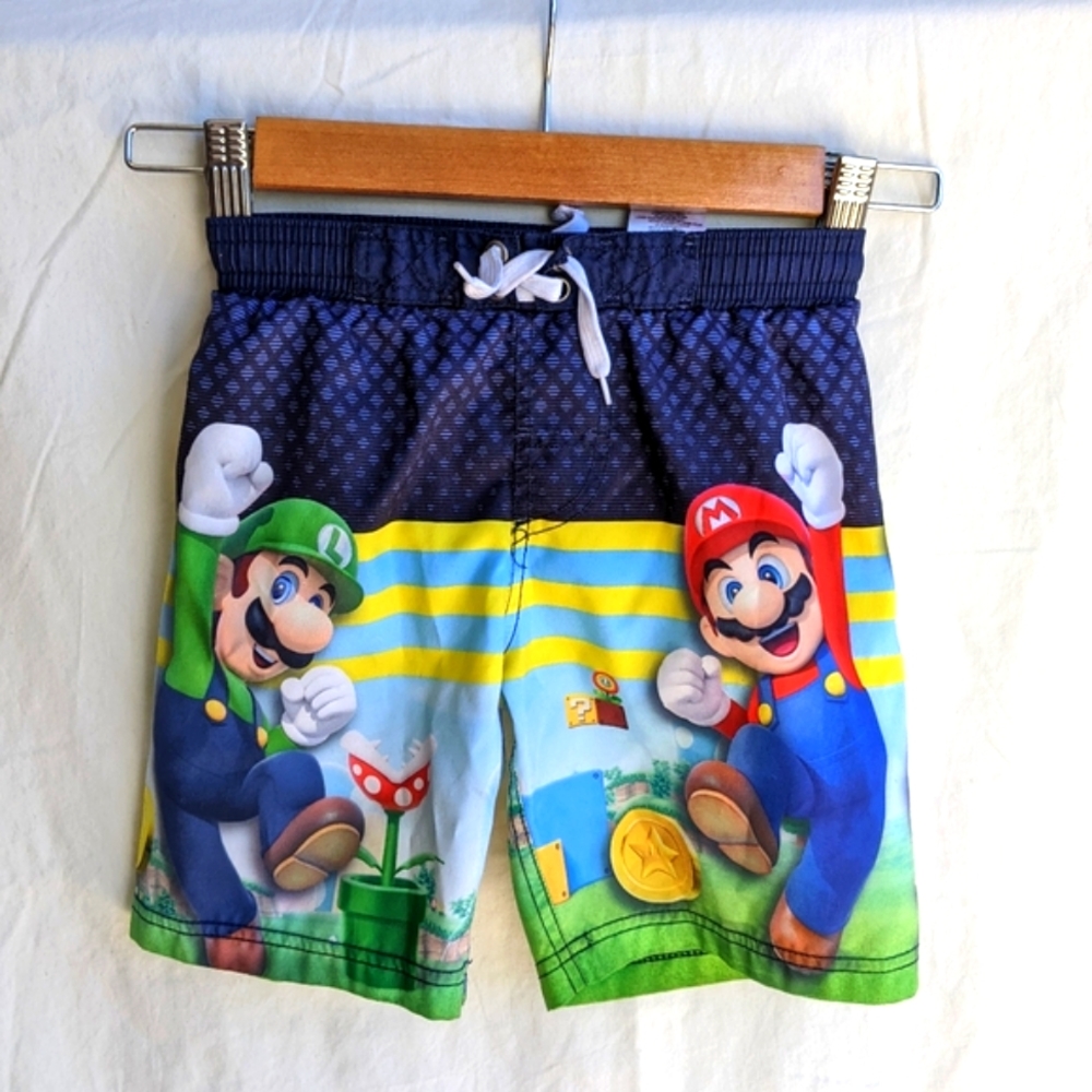 Super Mario Kids Swim Trunks, Size 5